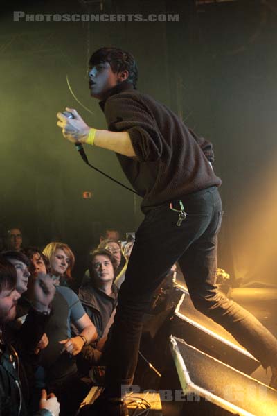 ICEAGE - 2011-12-12 - PARIS - Point Ephemere - Elias Bender Ronnenfelt